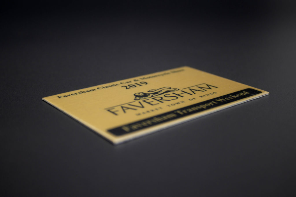 Metal label with a bronze finish 