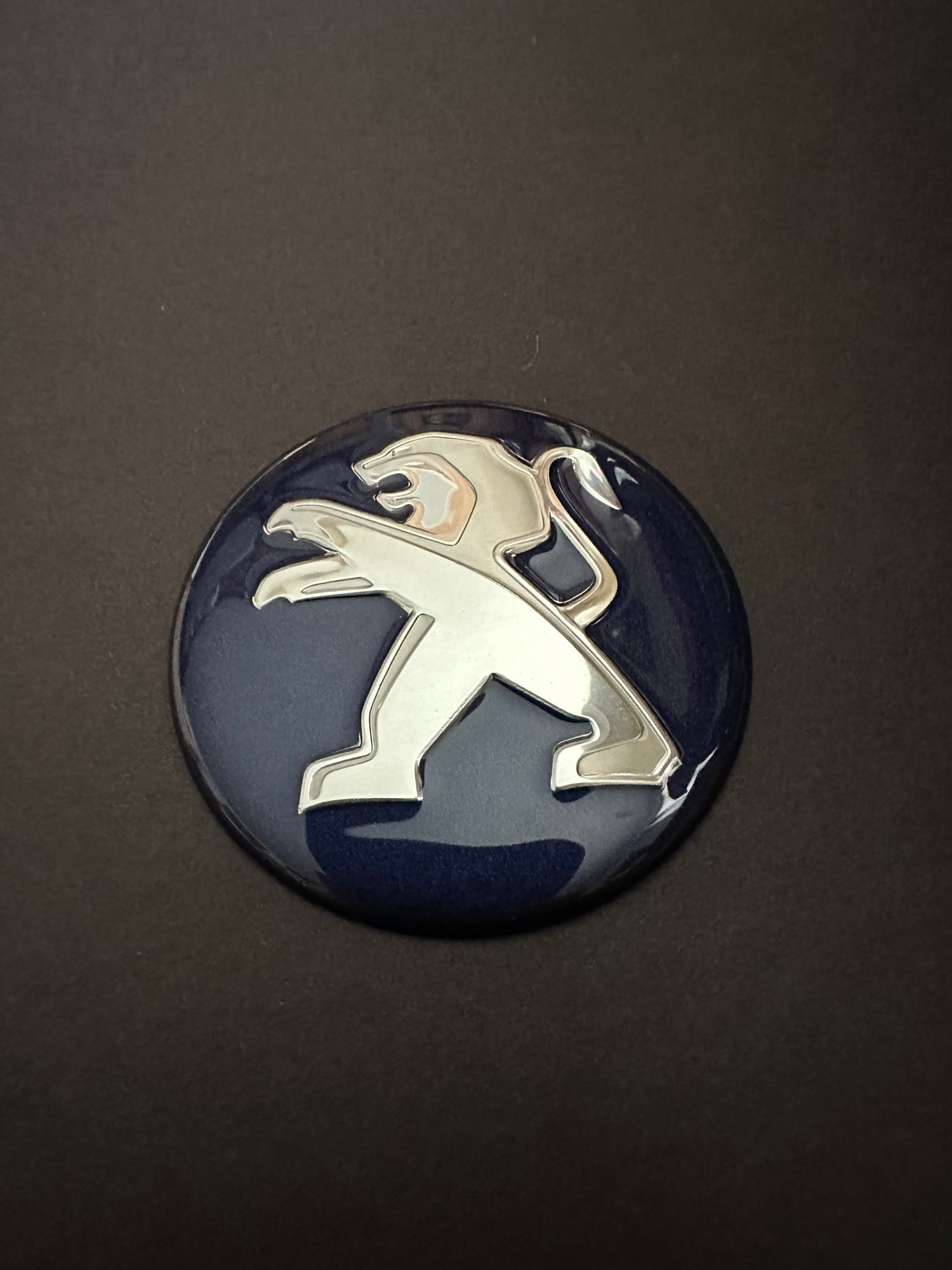 peugeot car badge